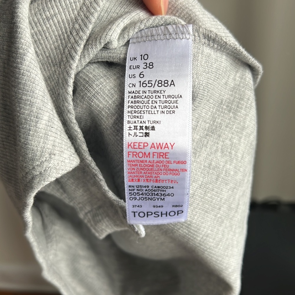 NWOT topshop gray rib bodysuit - Picture 8 of 8